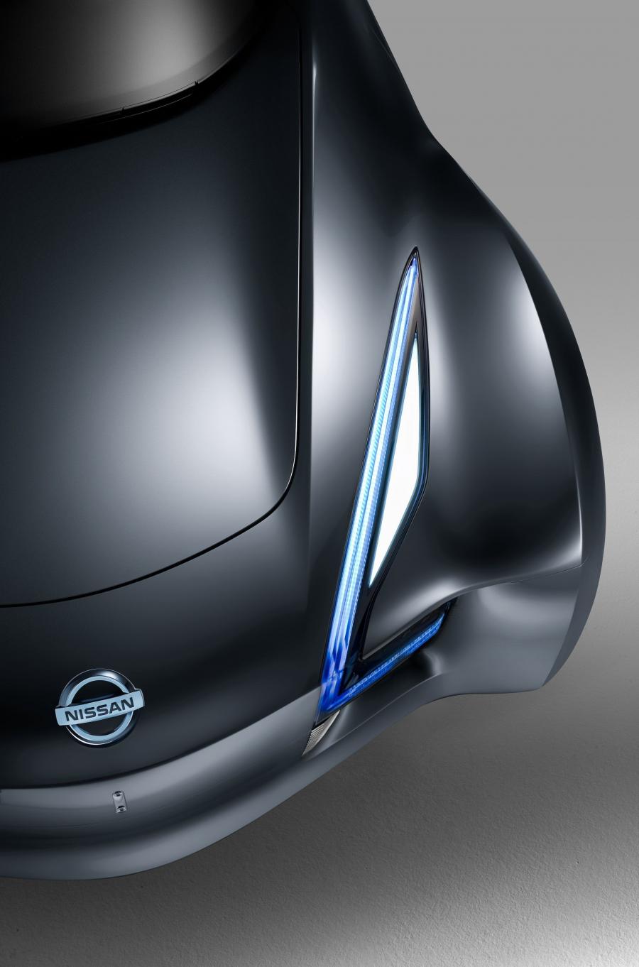  Nissan Esflow Concept 2011 года  (фото 14 из 36)